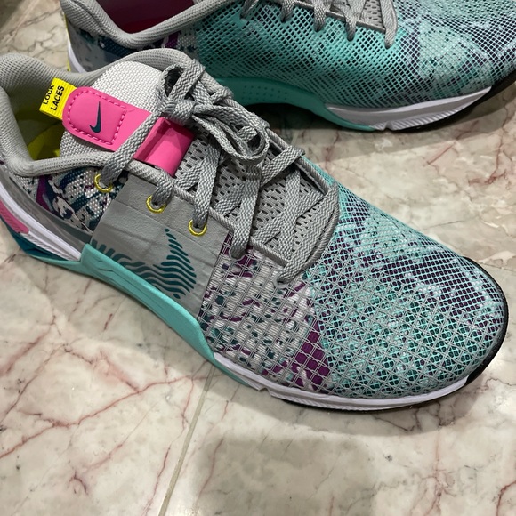 Nike Metcon 8 graffiti graphics CrossFit dq0302-001 - Picture 6 of 7